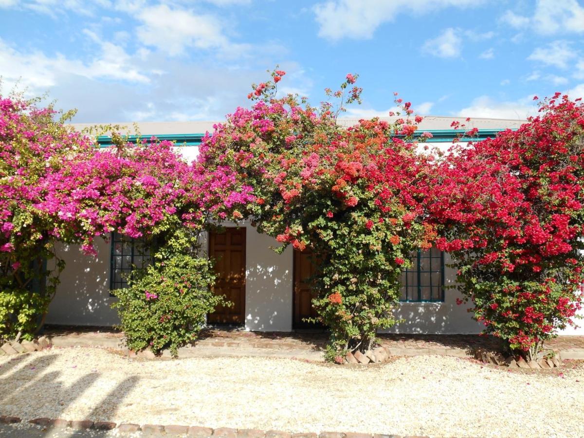 Obesa Lodge Graaff Reinet Luaran gambar
