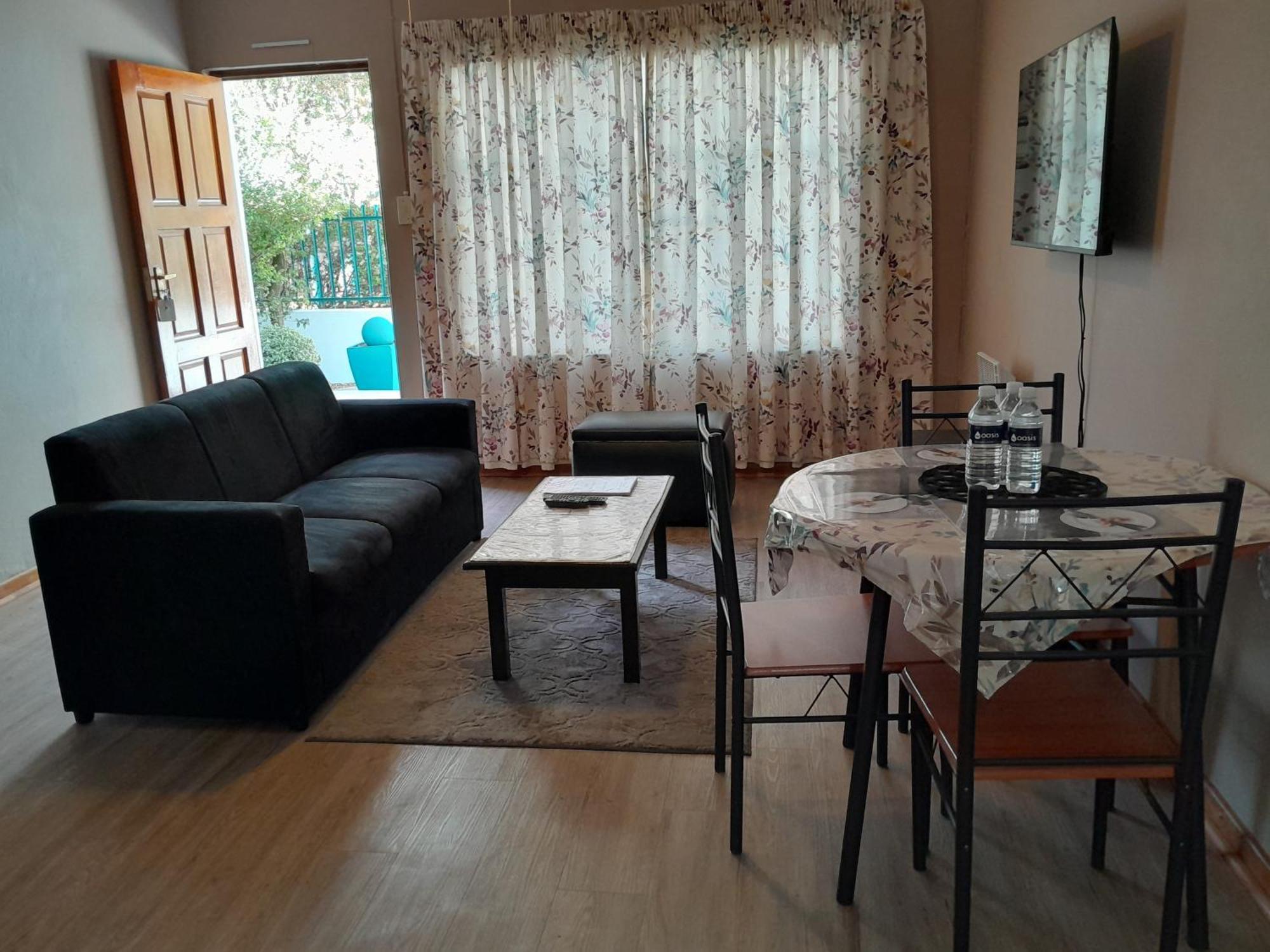 Obesa Lodge Graaff Reinet Luaran gambar