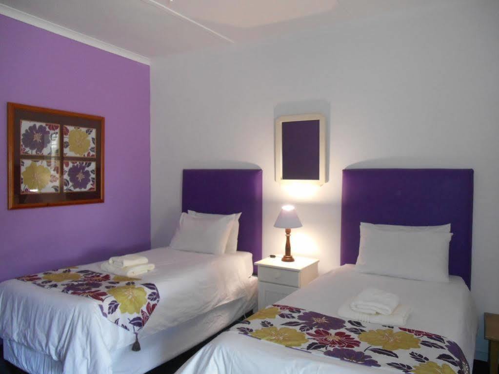 Obesa Lodge Graaff Reinet Luaran gambar
