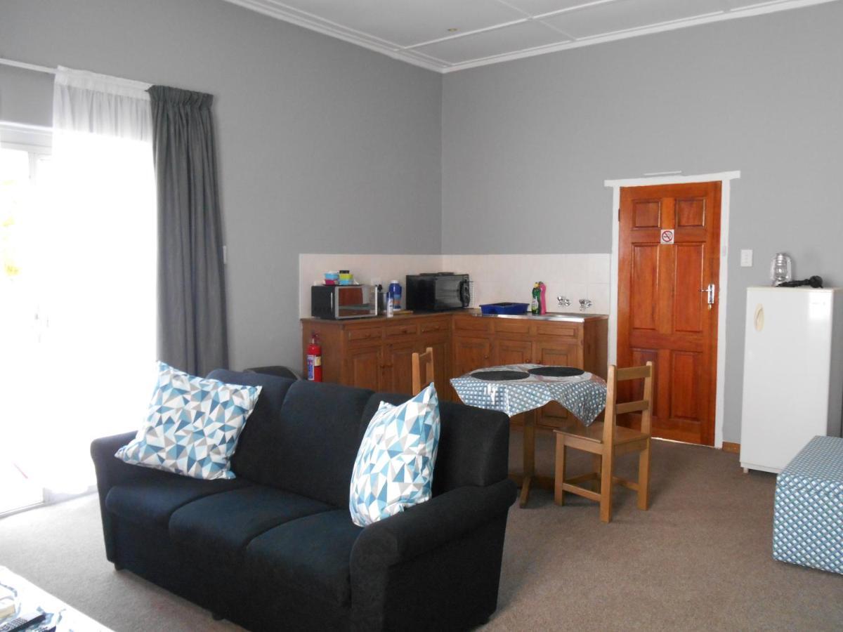 Obesa Lodge Graaff Reinet Luaran gambar